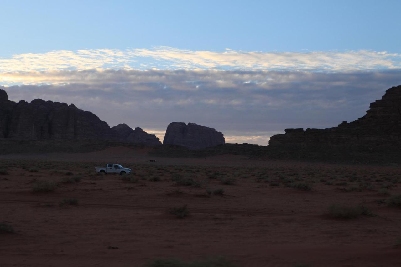 Bedouin Expedition ワディ ・ラム エクステリア 写真